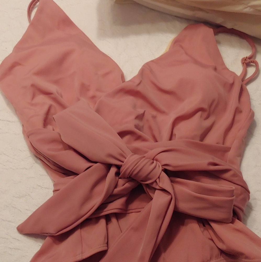 Swim suit